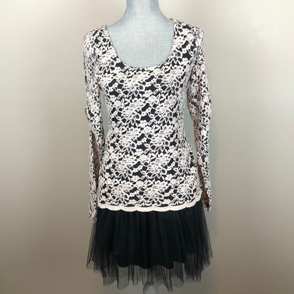 A'reve Black & Cream Floral Embroidered Whimsigoth Fairy Whimsy Dress Size Small - Picture 2 of 9